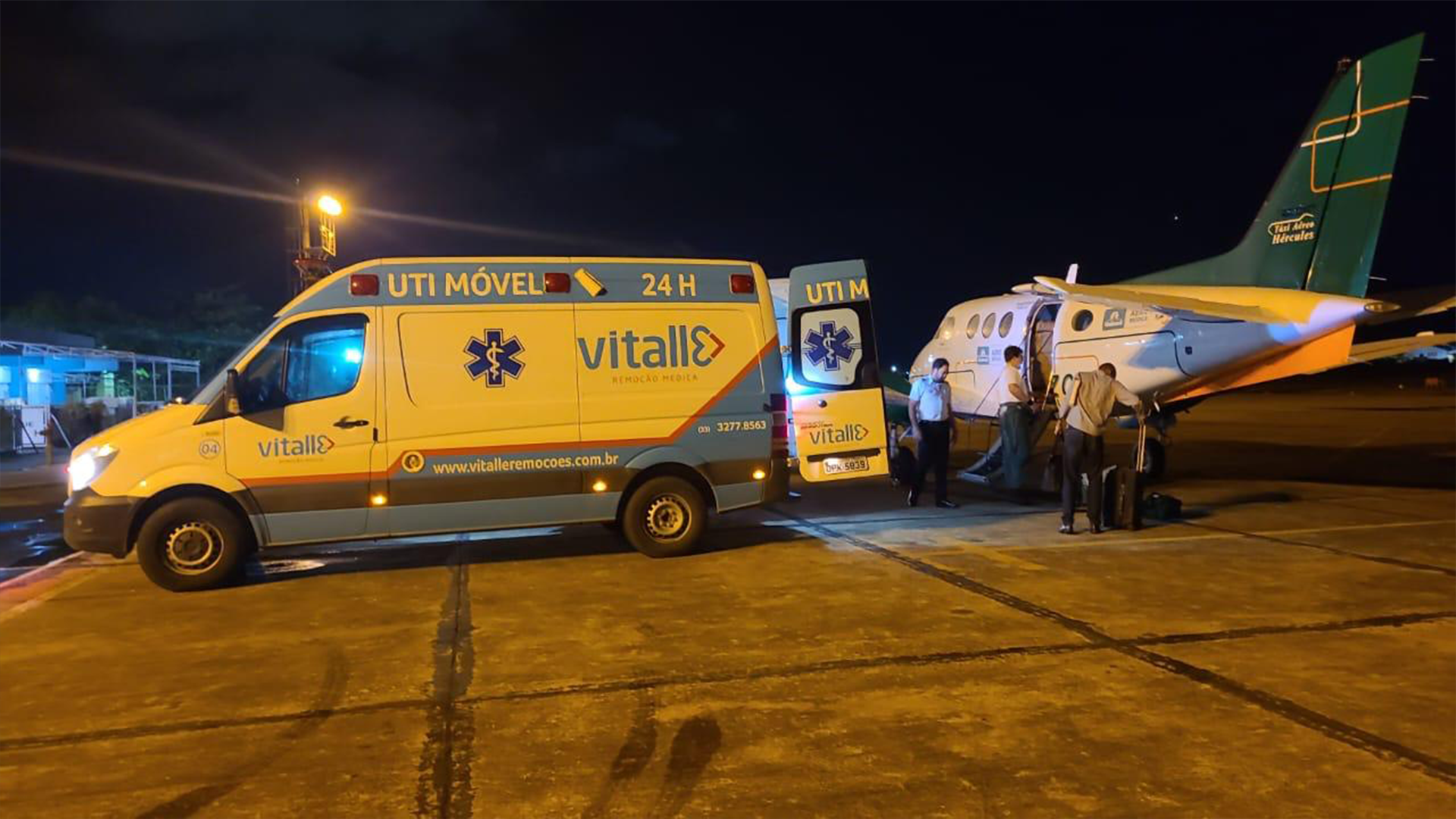 Ambulância UTI móvel Vitalle em Governador Valadares